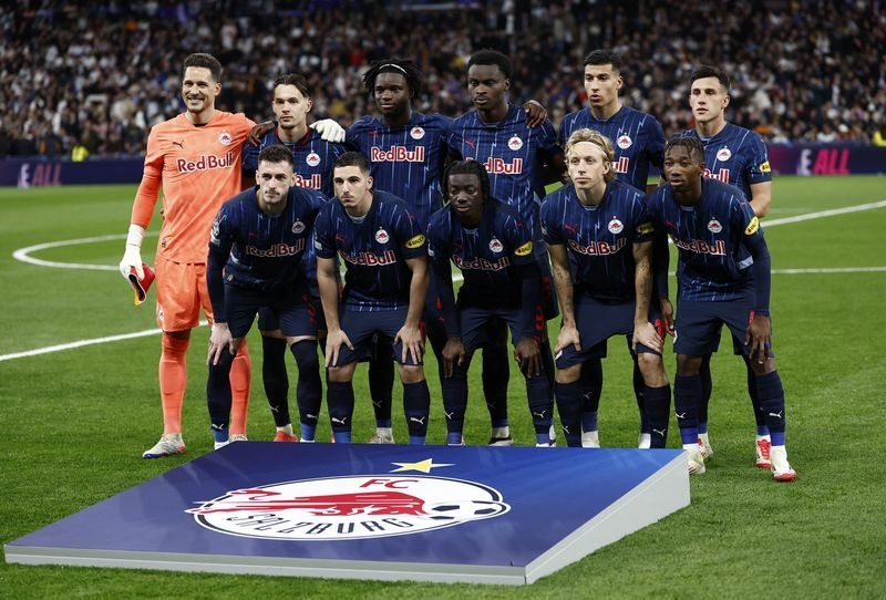 Soccer-Back to the drawing board for Salzburg after CWC opponents change managers