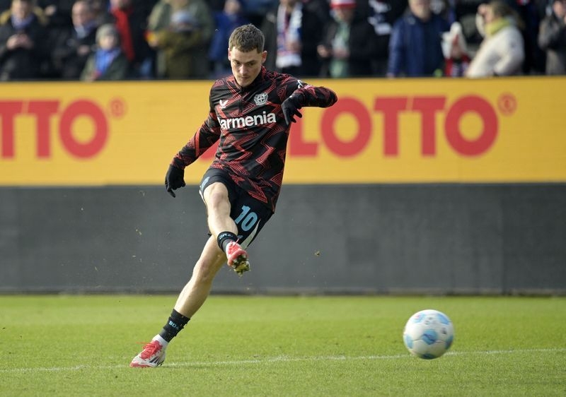 Soccer-Liverpool agree 136.3 million euros fee to sign Leverkusen's Wirtz, reports say