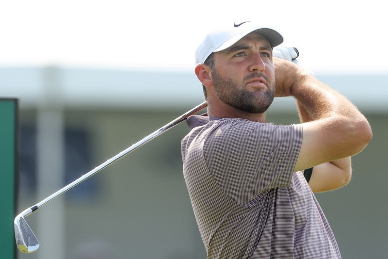 Golf-Scheffler sets out early with hopes of moving into U.S. Open contention