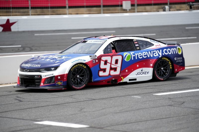 Motor racing-NASCAR brings American thunder to Mexico City in expansion drive