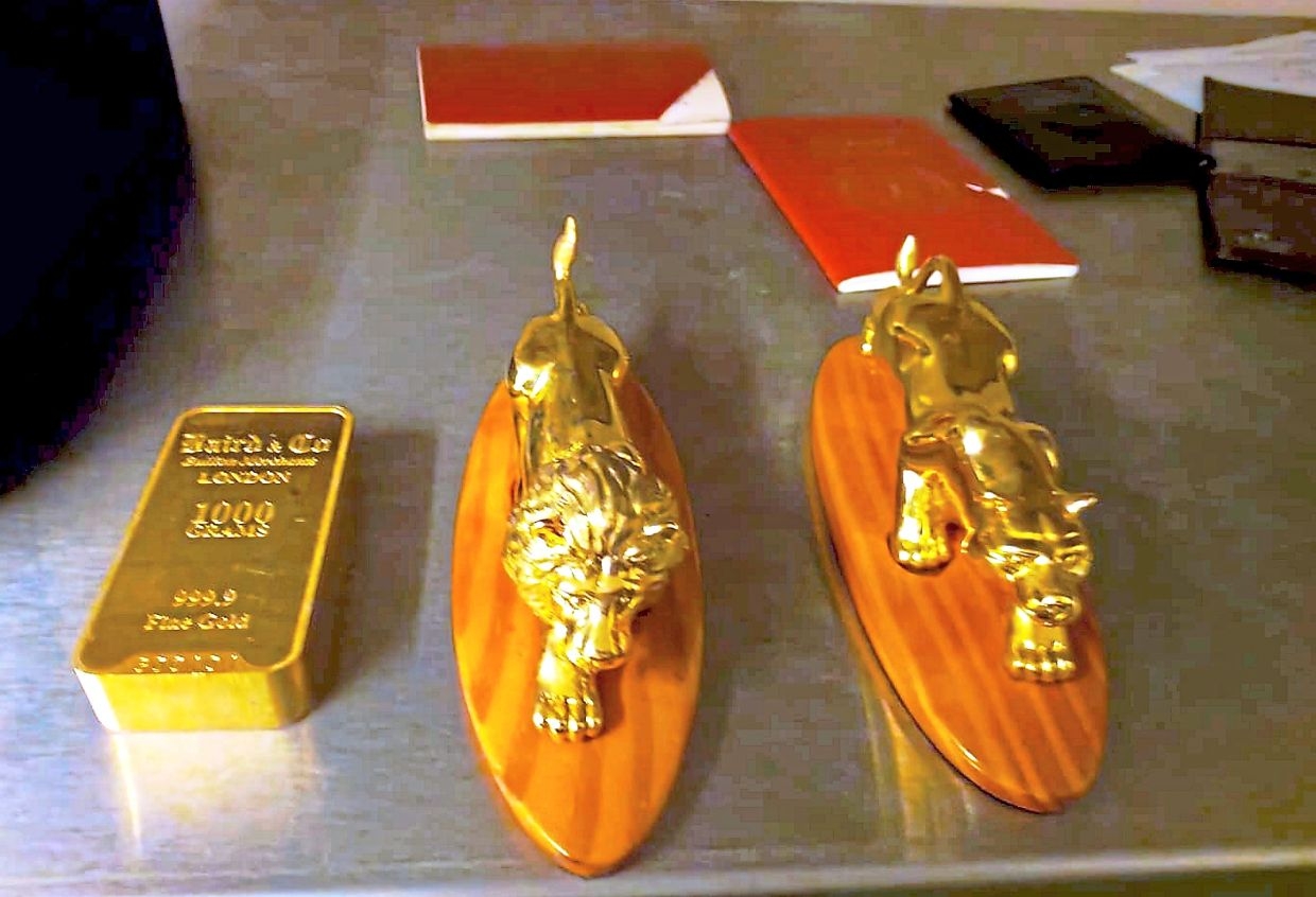 RM16mil bags, gold seized