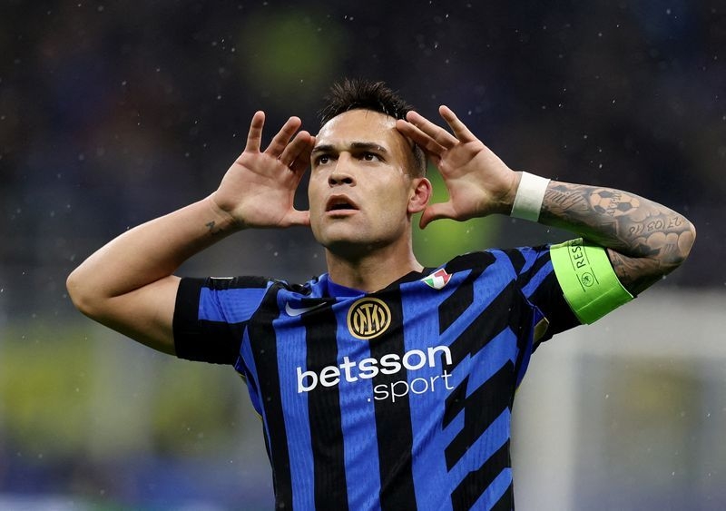 Inter Milan set to early repay bond as plans new debt deal