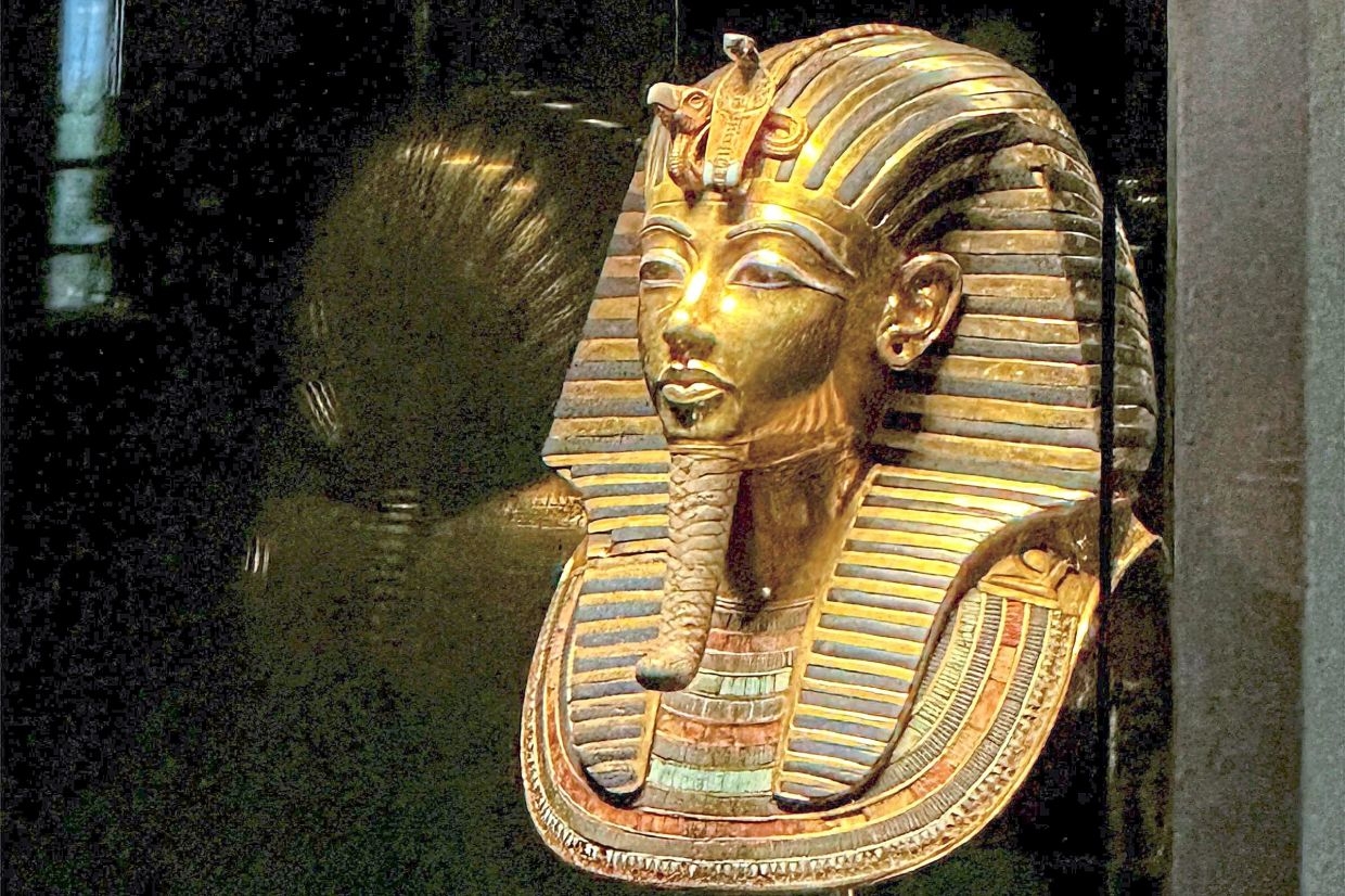 King Tut gold mask to leave Cairo museum after nearly 100 years