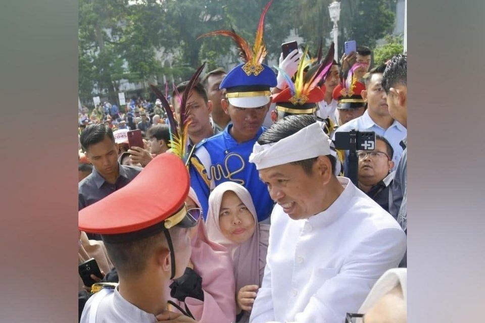 Indonesian province dangles cash for men to get vasectomy, in bid to slow population growth