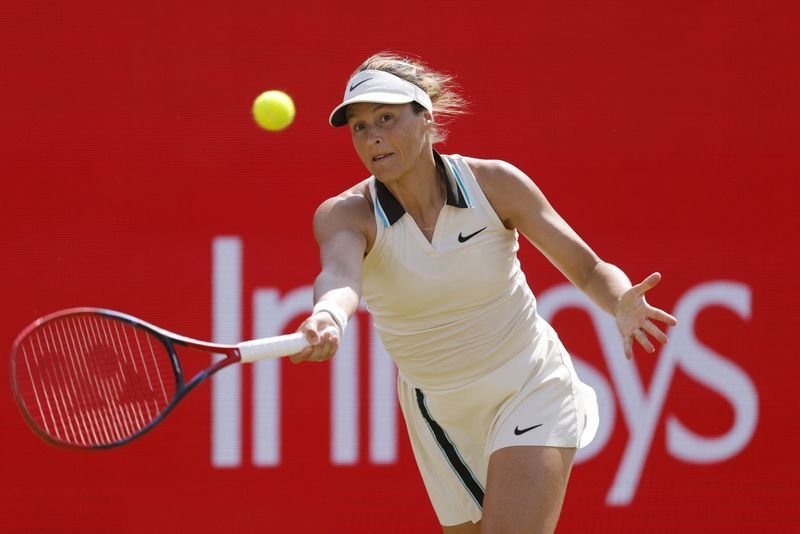 Tennis-Maria delivers Queens masterclass to oust Keys and march into final