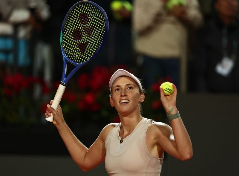 Tennis-Battling Mertens saves 11 match points to reach Den Bosch final