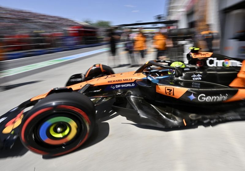 Motor racing-Norris fastest in final practice as Piastri hits the wall