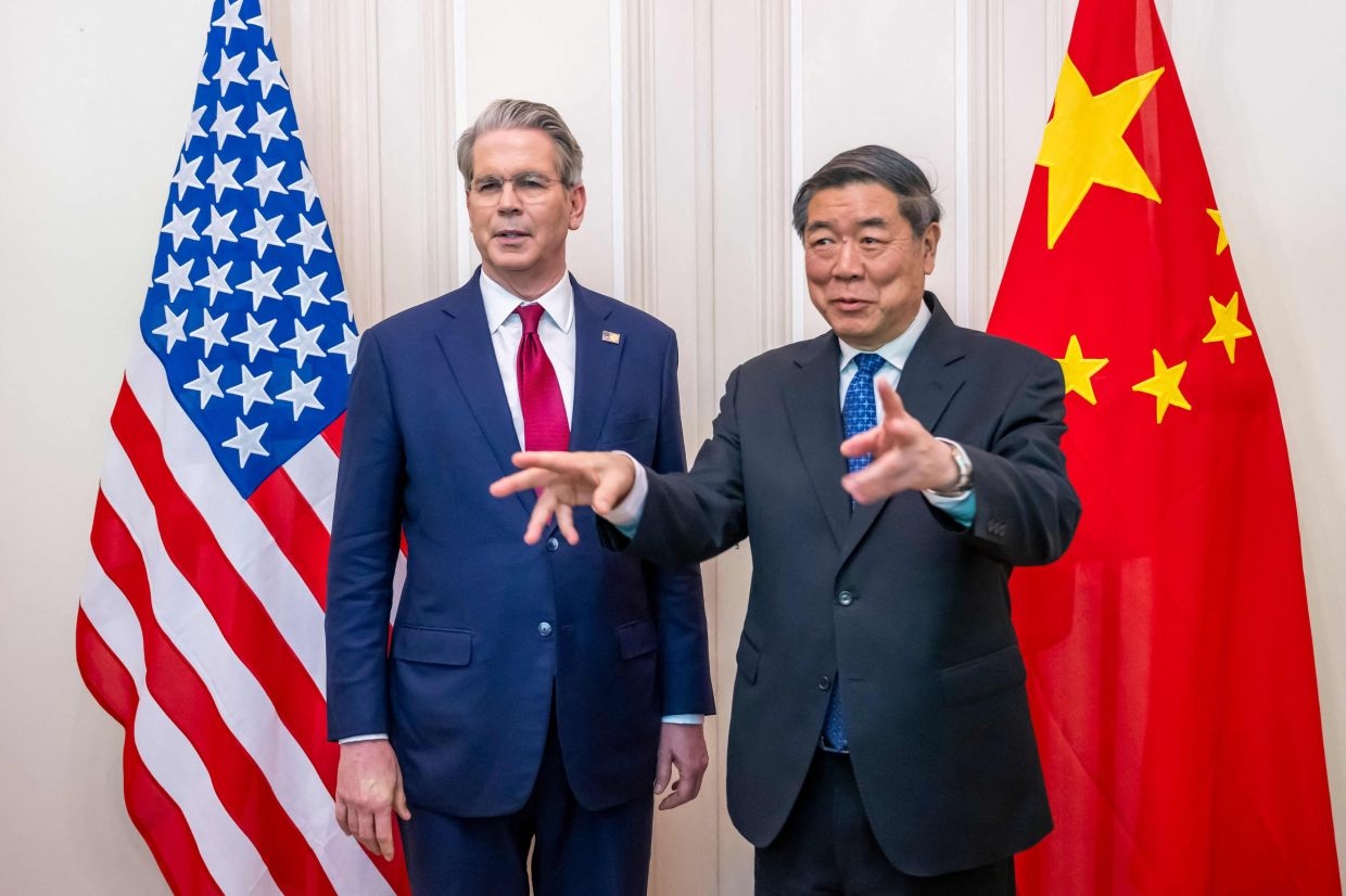 ‘Elephants trampling on global trade': EU sidelined by US-China showdown