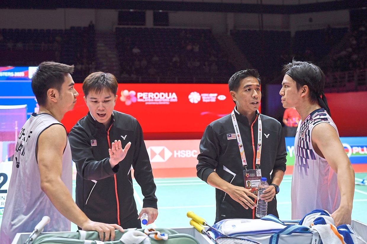 It's harder to stay at summit but world No. 1 Goh-Izzuddin can if they learn to enjoy
