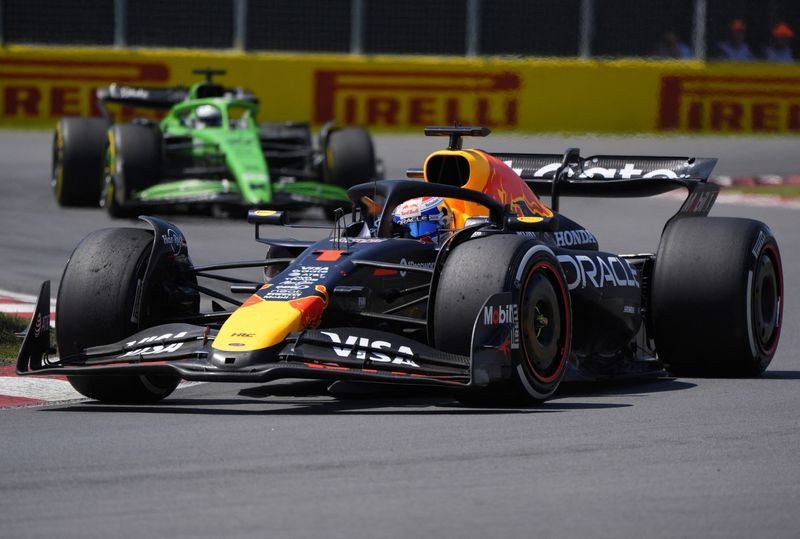 Motor racing-Red Bull warned FIA of potential trickery against Verstappen