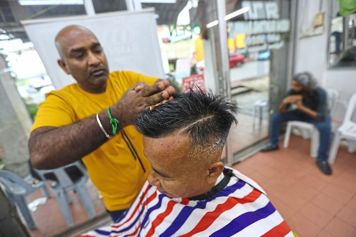 Hairdressers in the dark over expanded SST rules