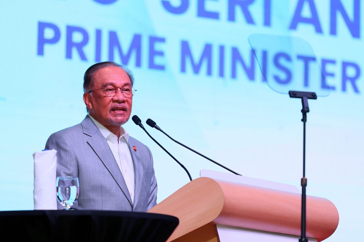 PM wants librarians to nurture a vibrant reading culture