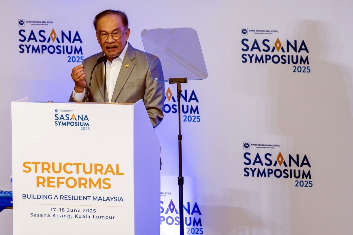 Tax reforms a necessity, despite govt facing 'dilemma', says Anwar