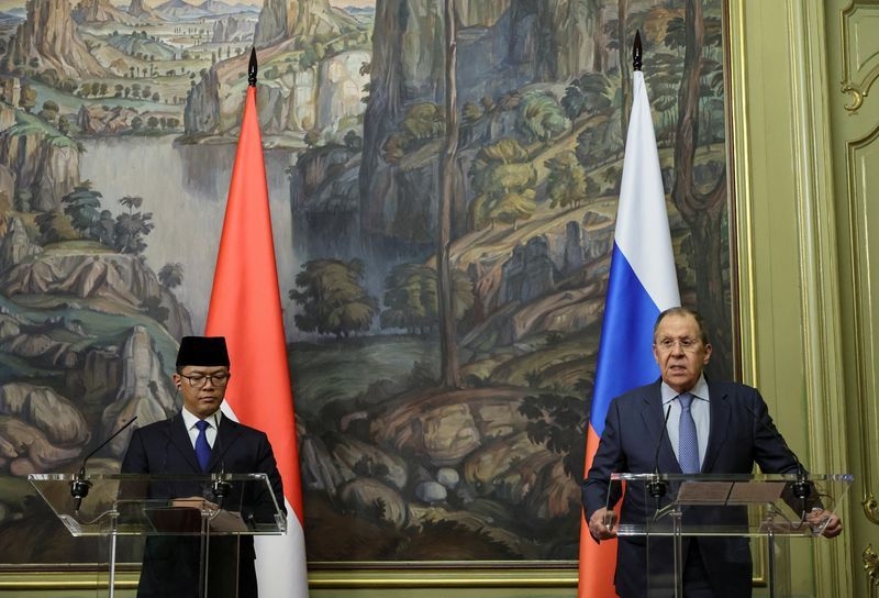 Indonesia's Prabowo to hold talks with Putin to cement 'strategic partnership'