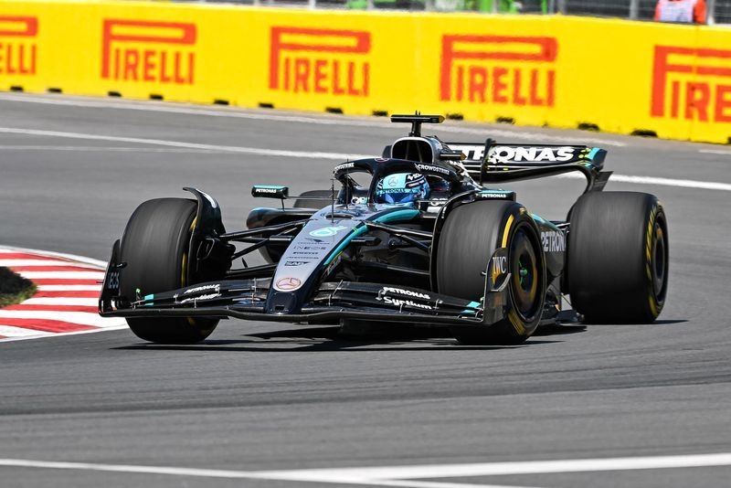 Motor racing-Canadian Grand Prix to stay on F1 calendar through 2035