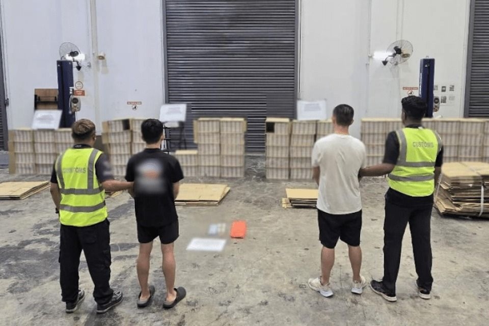 Three Malaysians arrested in Singapore for evading over RM2.69mil in cigarette duty and tax
