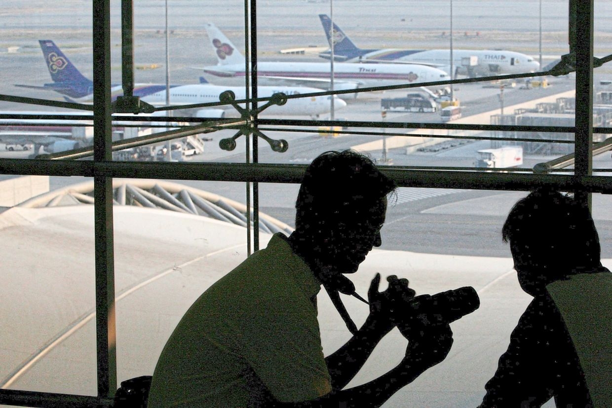 Tourism dip fuels worst stock drop in Asia