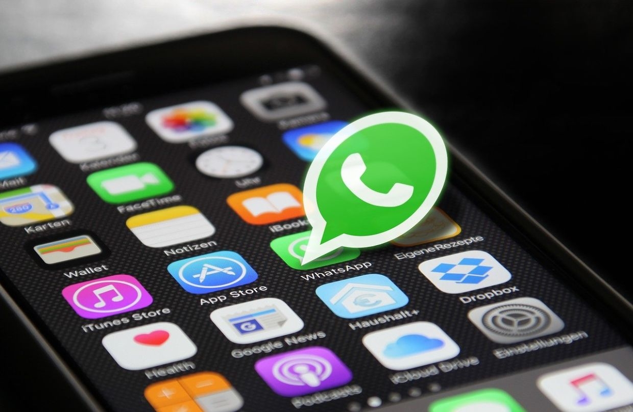 Iran asks its people to delete WhatsApp from their devices