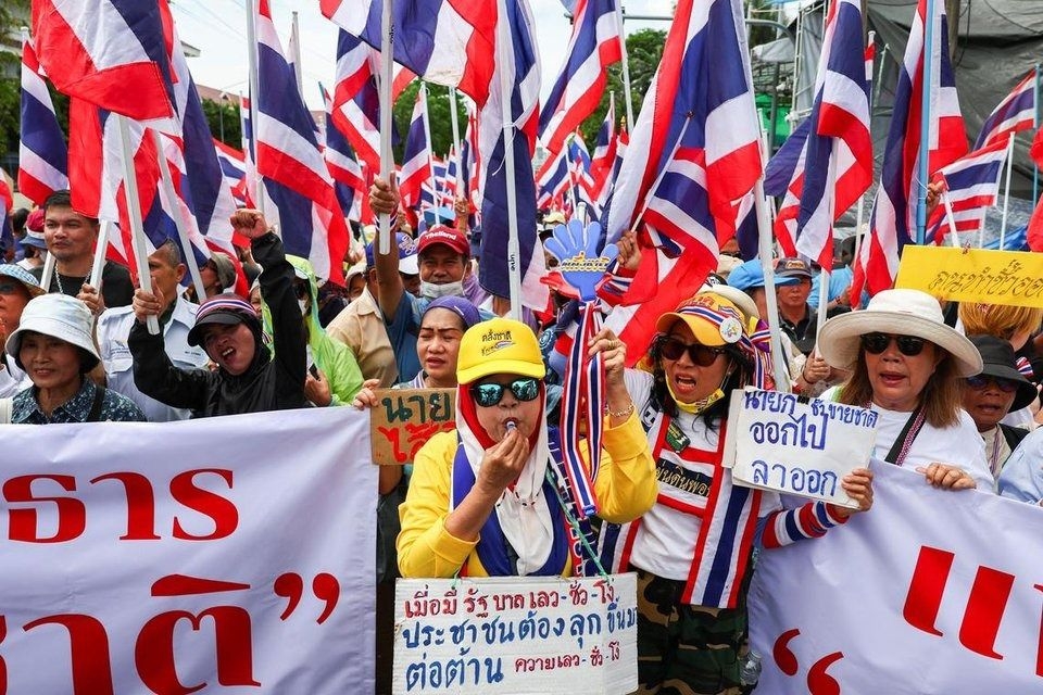 Thailand's 'Yellow Shirts' return to streets, demand PM quit