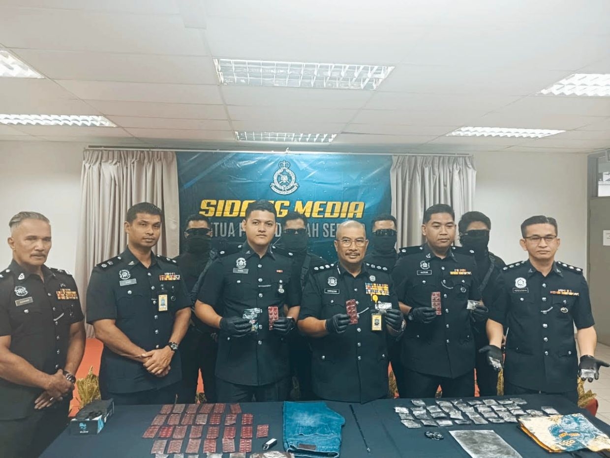 Four best friends nabbed in raids on drug trafficking gangs