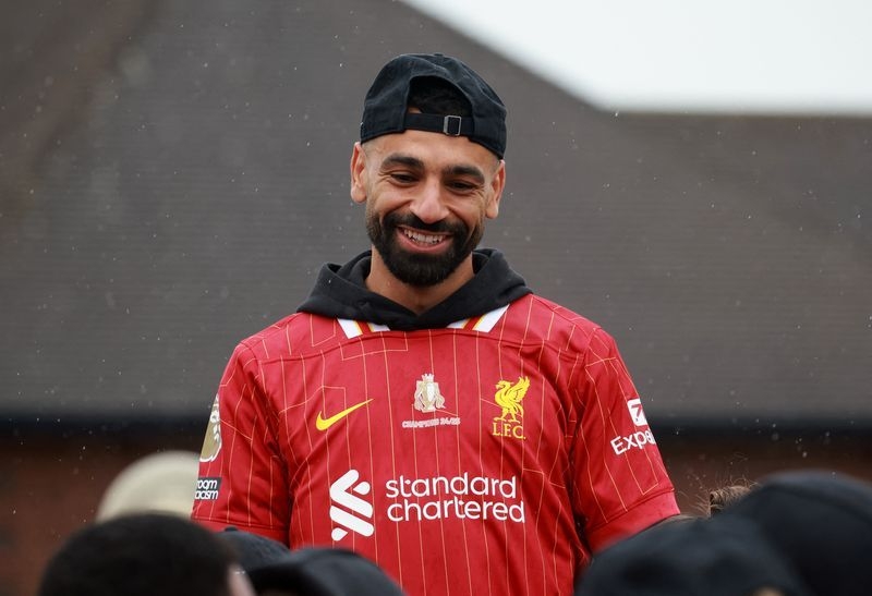 Soccer-Liverpool's Salah, Mac Allister among six nominees for PFA Players' Player of the Year