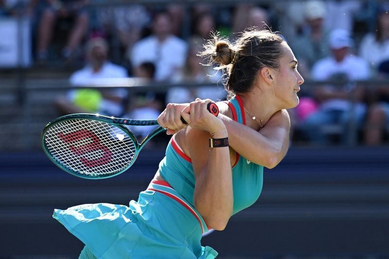 Tennis-Sabalenka saves four match points to outlast Rybakina in Berlin