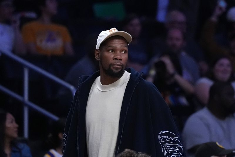 Soccer-NBA star Durant invests in PSG as French club plan basketball future
