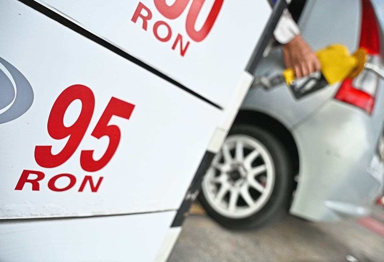 Experts: Adopt diesel template