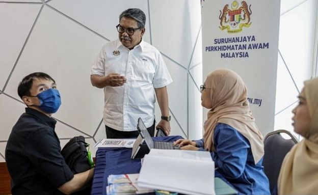 1.3 million govt job applications expected this year