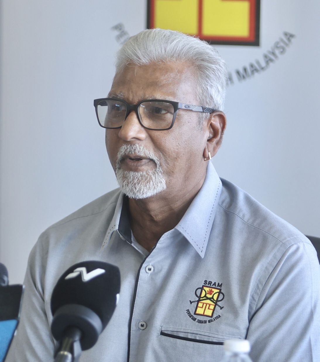 Maniam continues to shine as he receives honorary membership from WSF