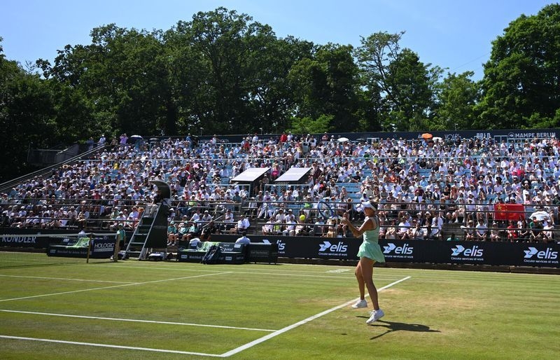 Tennis-Vondrousova battles past qualifier Wang to win Berlin Open final