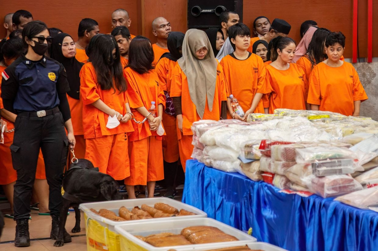 Indonesia arrests 285 in drug crackdown and seizes over half a ton of narcotics