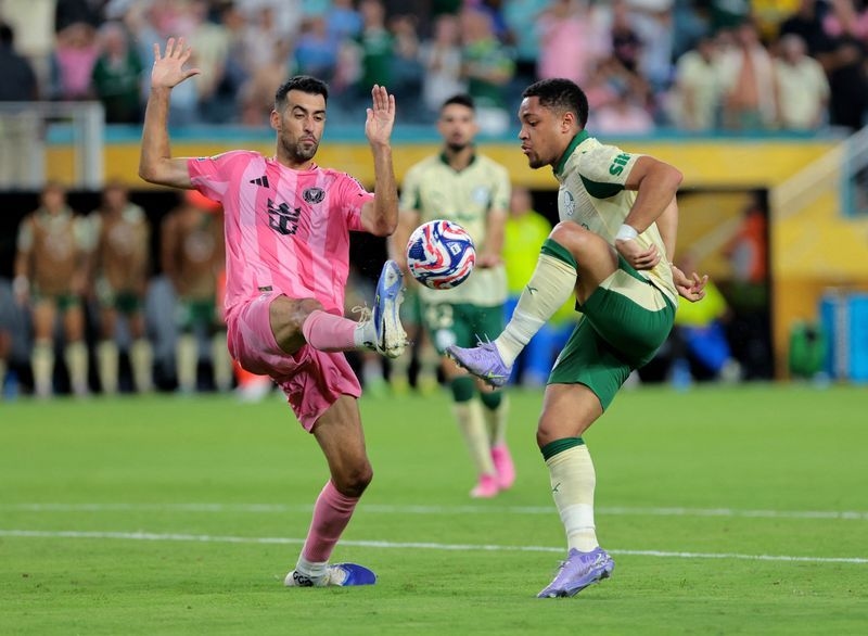 Soccer-Palmeiras salvage draw with Inter Miami as both advance to Club World Cup last 16