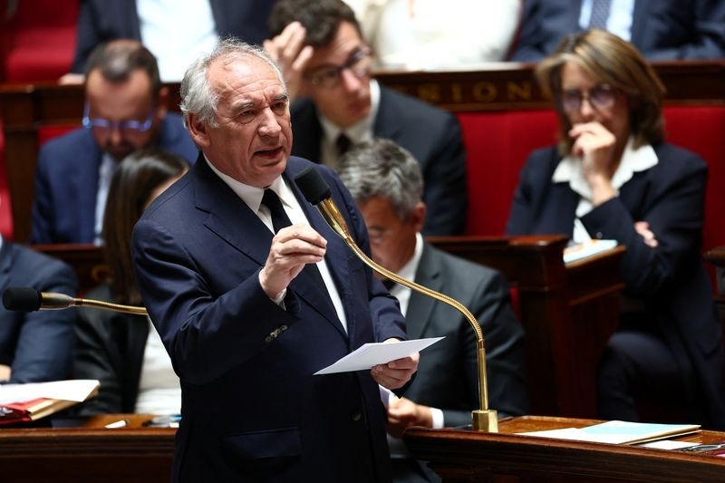 French prime minister to meet with pension negotiators after talks fail