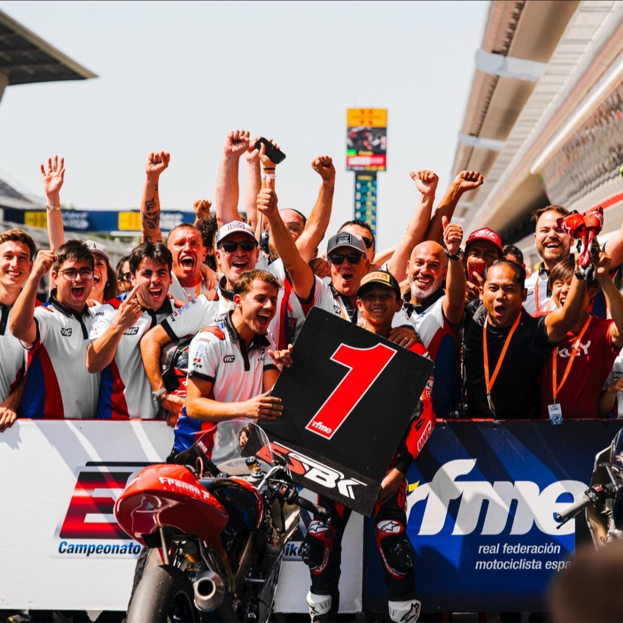 Qabil's daring move in last lap pays off in Barcelona