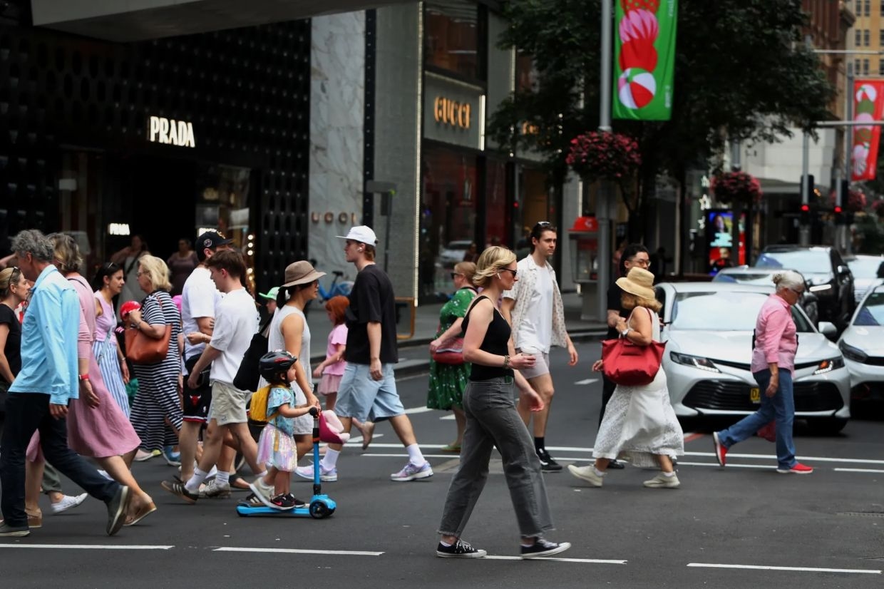 Australia's core inflation hits 3-1/2-year low, firming July rate cut case