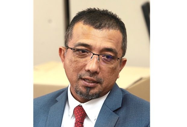Nasi kandar restaurant fined for illegal dumping in Klang