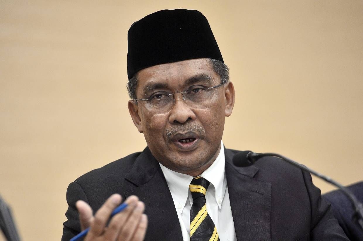 PAS distances from controversial FB post, says Johnny Lim's appointment should be celebrated