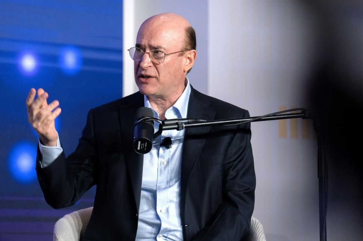 QXO seeks US$2bil in share sale