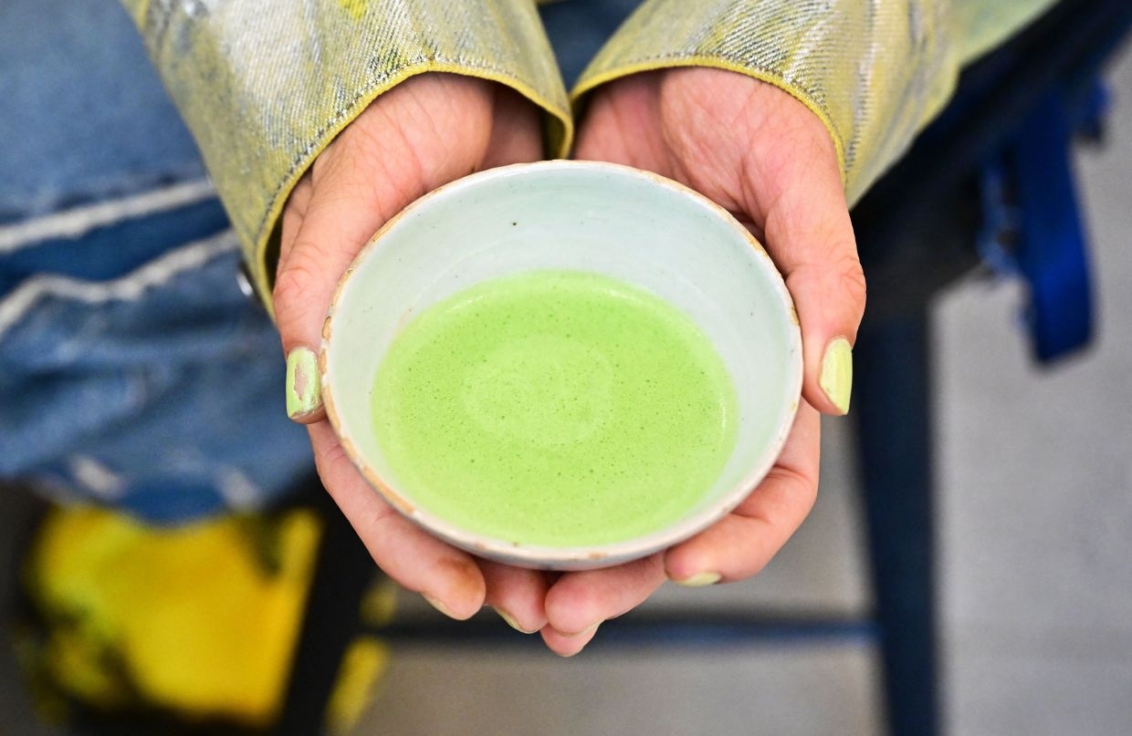 Global matcha 'obsession' drinks Japan tea farms dry