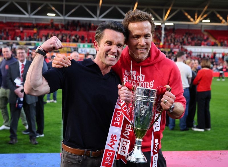 Soccer-Wrexham to face Southampton in their first second-tier game for 43 years