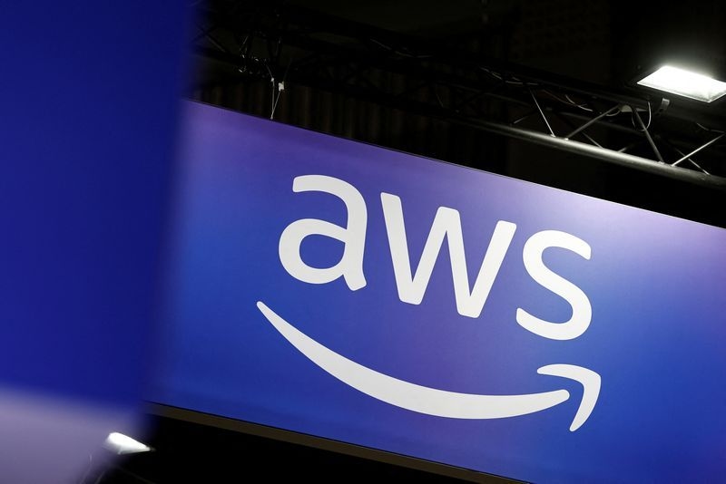 Amazon loses an AWS generative AI boss as tech talent shuffle heats up