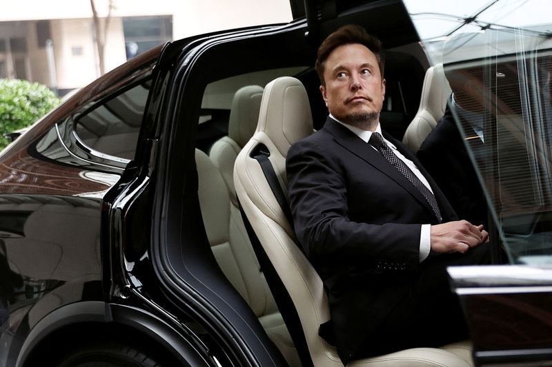 Top Tesla executive, an Elon Musk confidant, leaves the company, sources say