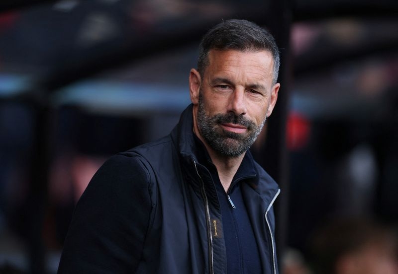 Soccer-Leicester part ways with Van Nistelrooy after Premier League relegation
