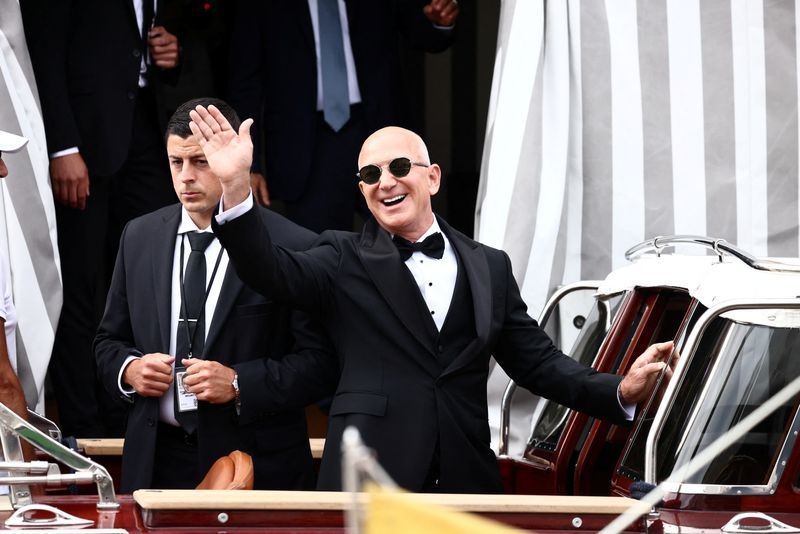 Bezos and Sanchez to exchange wedding vows in star-studded Venice party