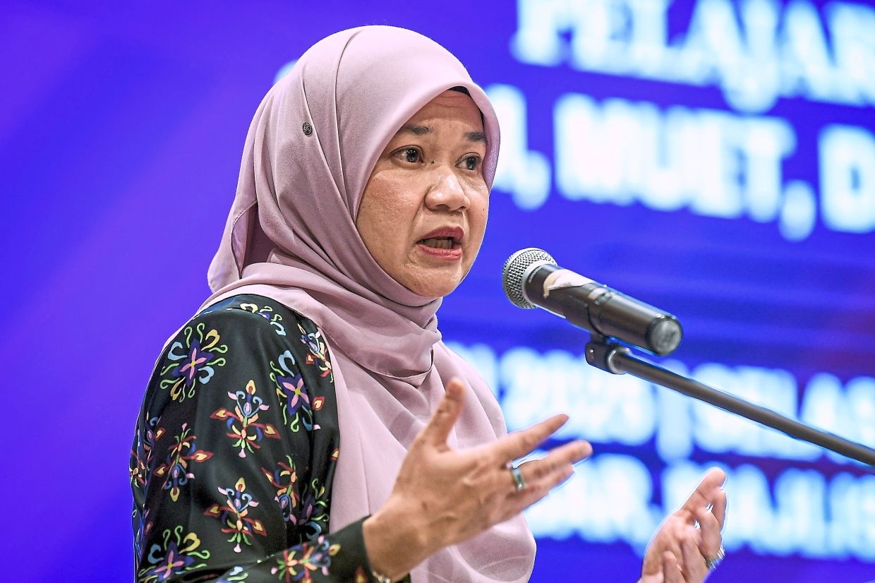 Fadhlina to help teen pursue dream to be a teacher