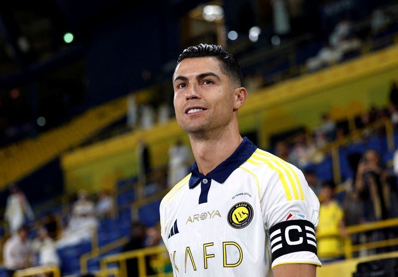 Soccer-Ronaldo prefers rest to playing in Club World Cup