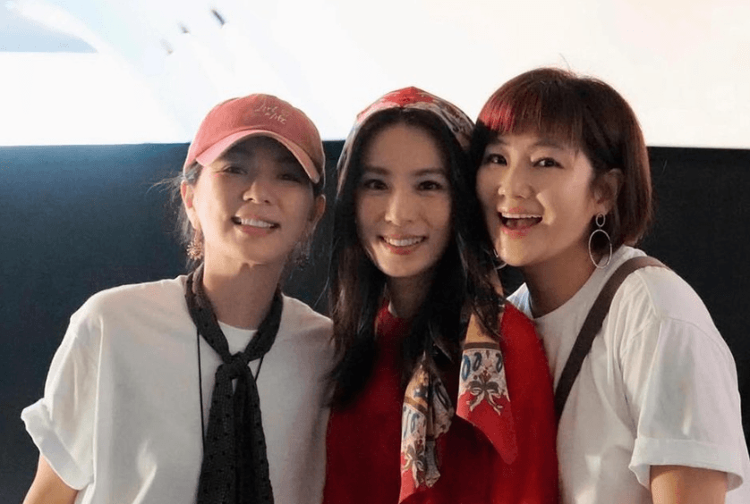 Taiwanese girl group S.H.E reunite – for Hebe Tien's concert