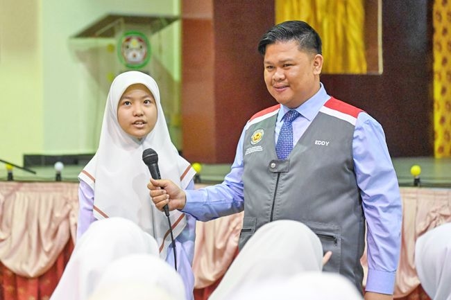 Roadshow raises Asean awareness among Brunei students