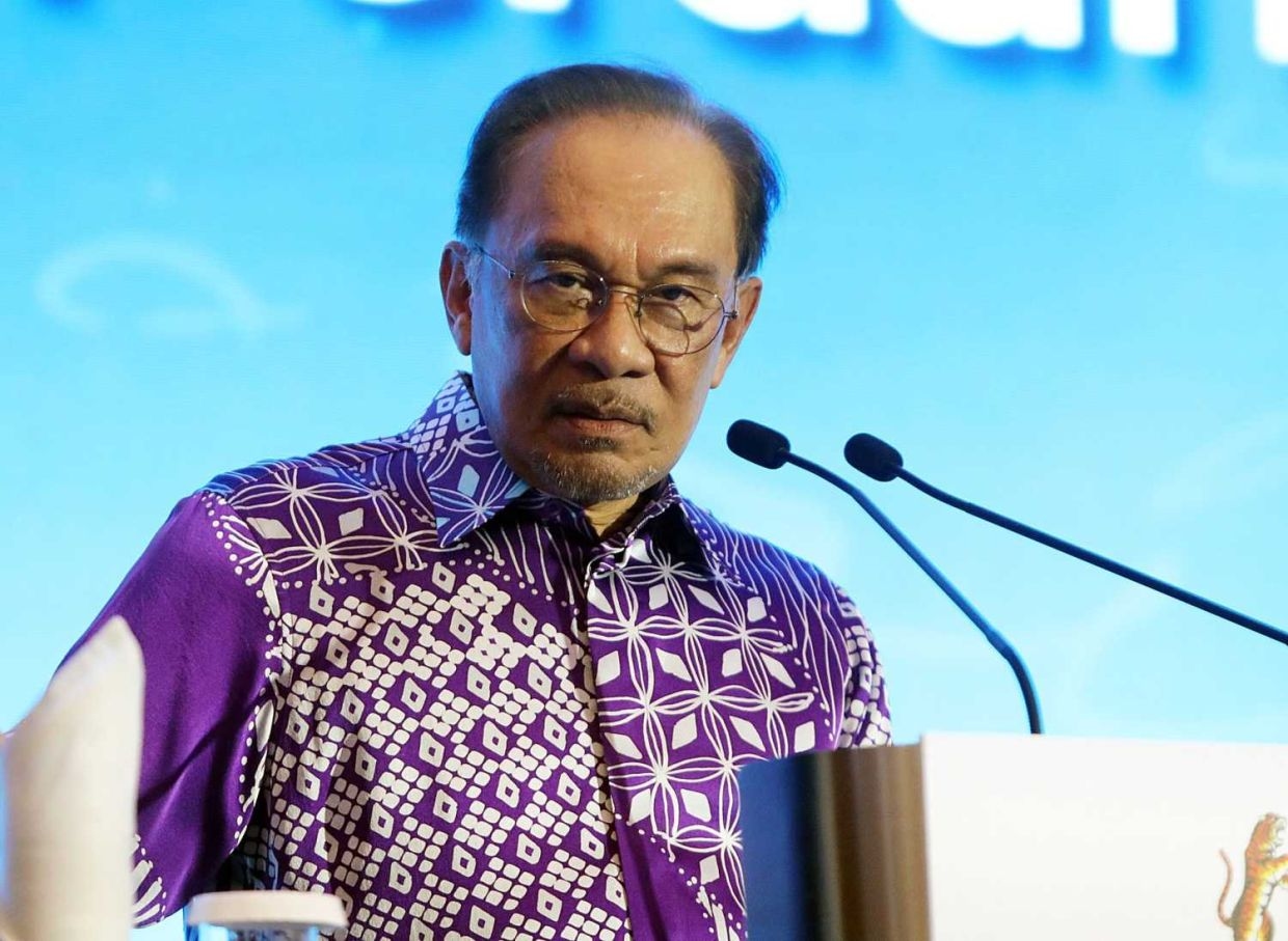 Anwar making week-long official visit to Italy, France and Brazil